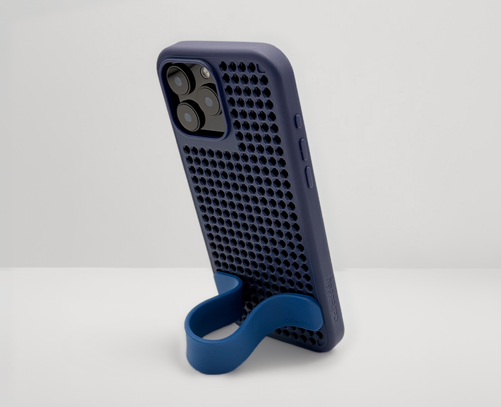 Stand setup on iPhone 16 Pro Max